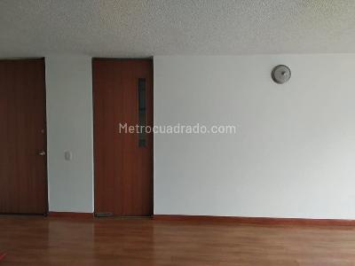 Apartamento de 2 alcobas en venta en Fontibon Ciudad Alsacia, Bogotá, 60 m² · foto 4 de 20