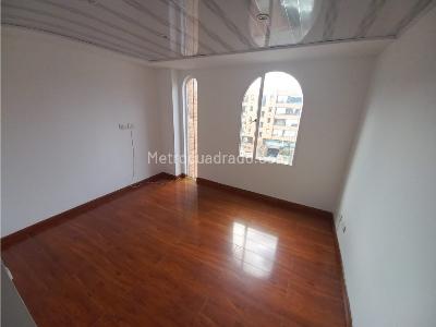 Apartamento de 3 alcobas en venta en Cedritos, Bogotá, 185 m² · foto 9 de 16