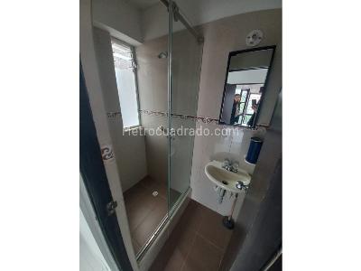 Apartamento de 3 alcobas en venta en Cedritos, Bogotá, 185 m² · foto 10 de 16
