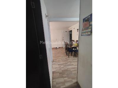 Apartamento de 2 alcobas en venta en Terreros, Soacha, 43 m² · foto 3 de 18