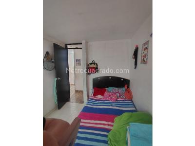 Apartamento de 2 alcobas en venta en Terreros, Soacha, 43 m² · foto 6 de 18