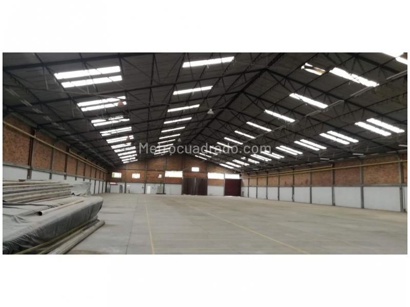 Bodega en Venta, Fontibon, Bogotá D.C. - Más