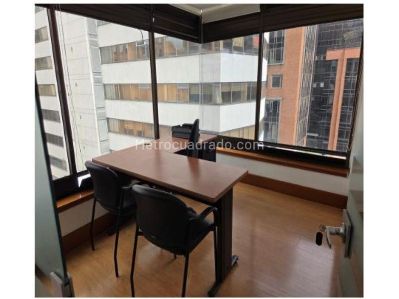 Oficina en Arriendo, La Porciuncula, Bogotá D.C. - Mehr