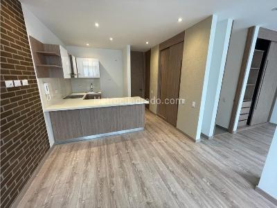 Apartaestudio en venta en Chapinero, Bogotá, 42 m² · foto 2 de 20