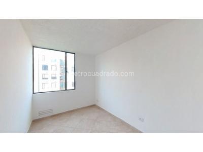 Apartamento de 3 alcobas en venta en Parque Campestre, Soacha, 55 m² · foto 9 de 20
