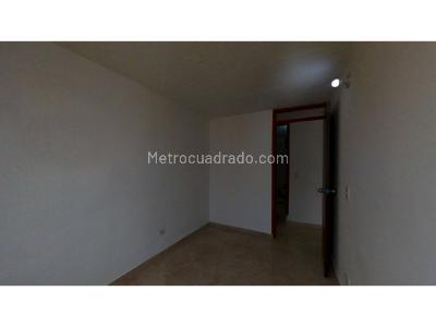 Apartamento de 3 alcobas en venta en Parque Campestre, Soacha, 55 m² · foto 12 de 20