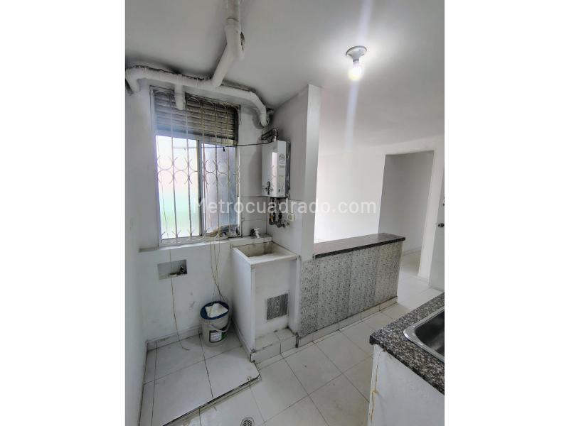 Piso – Soacha, Industrial Salitre, Comuna Compartir - Vista 5
