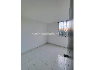 Apartamento de 3 alcobas en venta en Altico, Soacha, 59 m² · foto 11 de 20