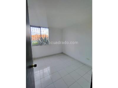 Apartamento de 3 alcobas en venta en Altico, Soacha, 59 m² · foto 12 de 20