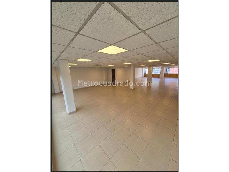 Oficina en Arriendo, Chico, Bogotá D.C. – další