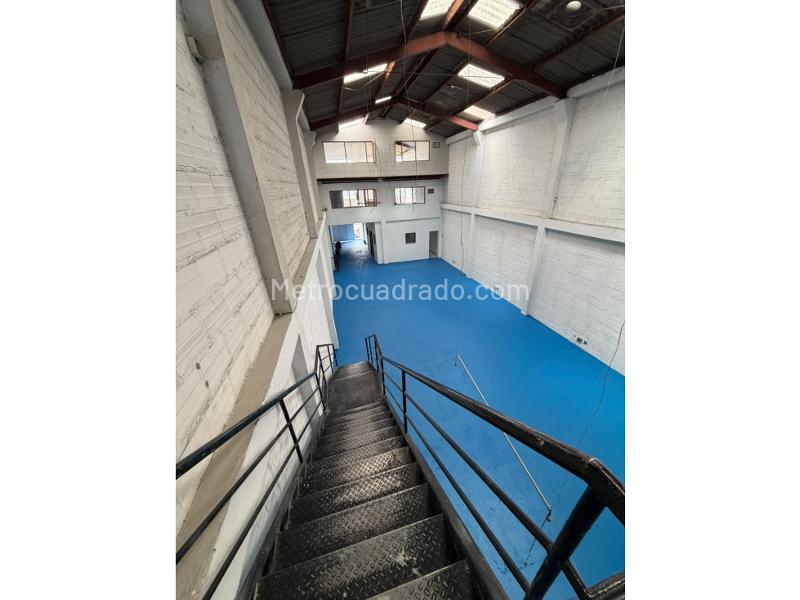 Bodega en Arriendo, Las Ferias, Bogotá D.C. - Más