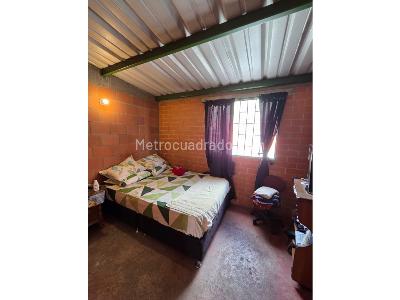 Casa de 2 alcobas en venta en Compartir, Soacha, 52 m² · foto 11 de 20