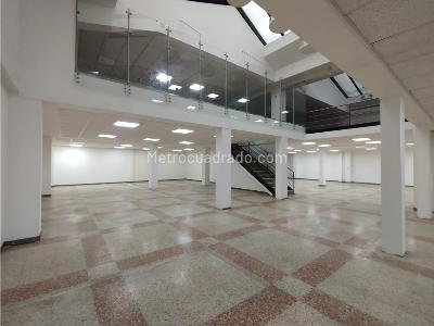 Warehouse for rent in Toberin, Bogotá