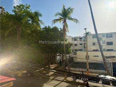 Apartaestudio en venta en Rodadero, Santa Marta, 41 m² · foto 6 de 17