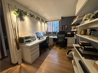 Apartamento de 3 alcobas en venta en Pontevedra, Bogotá, 106 m² · foto 15 de 19