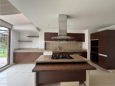 Casa en arriendo en San Simon, Bogotá · foto 5 de 20