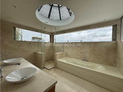 Casa en arriendo en San Simon, Bogotá · foto 17 de 20