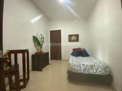 Casa de 4 alcobas en venta en La Torre Rozo, Palmira, 297 m² · foto 9 de 20