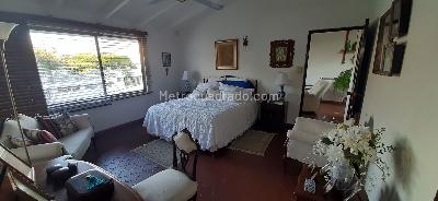 Casa de 4 alcobas en venta en La Arboleda, Cali, 323 m² · foto 10 de 20