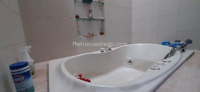 Casa de 4 alcobas en venta en La Arboleda, Cali, 323 m² · foto 11 de 20