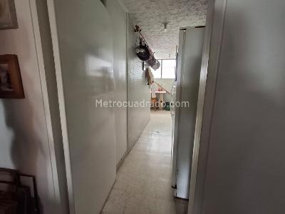 Apartamento de 2 alcobas en venta en Granada, Cali, 95 m² · foto 6 de 13
