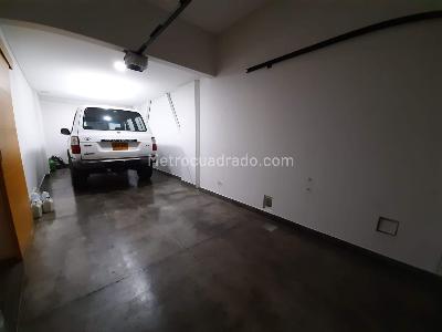 Casa de 4 alcobas en venta en Santa Rita, Cali, 470 m² · foto 9 de 20