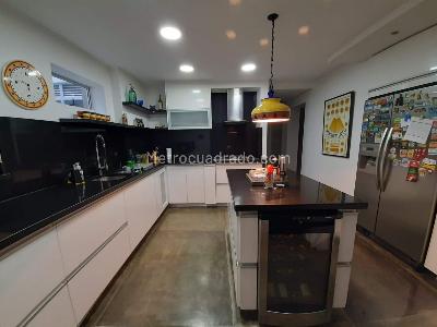 Casa de 4 alcobas en venta en Santa Rita, Cali, 470 m² · foto 7 de 20