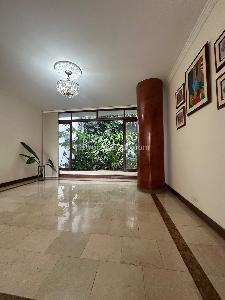 Apartamento de 3 alcobas en venta en La Arboleda, Cali, 182 m² · foto 8 de 13