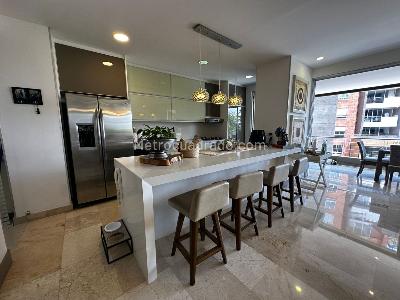 Apartamento de 3 alcobas en venta en Cristales, Cali, 174 m² · foto 19 de 19