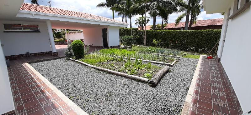 Casa – El Cerrito, Sur - Más