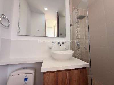 Apartamento de 3 alcobas en venta en Altos De Ciudad Jardin, Cali, 171 m² · foto 15 de 20