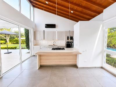Casa de 3 alcobas en venta en Palmira, 263 m² · foto 9 de 20