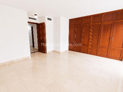 Apartamento de 3 alcobas en venta en Santa Rosa Del Oeste, Cali, 150 m² · foto 13 de 20