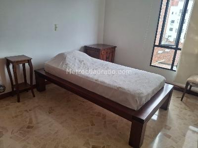 Apartamento de 3 alcobas en venta en Centenario, Cali, 177 m² · foto 17 de 20