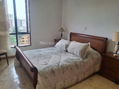 Apartamento de 3 alcobas en venta en Centenario, Cali, 177 m² · foto 16 de 20