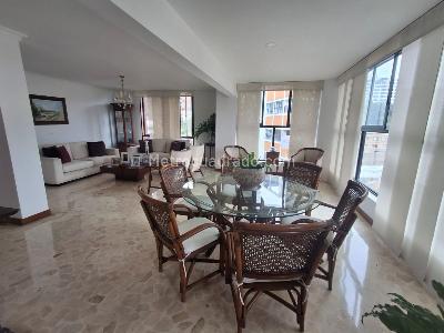 Apartamento de 3 alcobas en venta en Centenario, Cali, 177 m² · foto 4 de 20