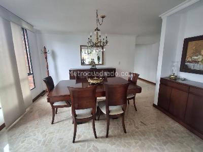 Apartamento de 3 alcobas en venta en Centenario, Cali, 177 m² · foto 5 de 20