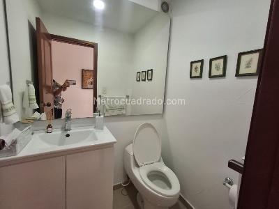Apartamento de 3 alcobas en venta en Centenario, Cali, 177 m² · foto 7 de 20