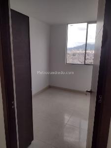 Apartamento de 3 alcobas en venta en Los Pijaos, Bogotá, 44 m² · foto 5 de 13