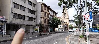 Apartamento de 2 alcobas en venta en Lourdes, Bogotá, 70 m² · foto 15 de 16