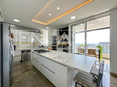 Casa de 4 alcobas en venta en Cristales Oeste, Cali, 615 m² · foto 3 de 20