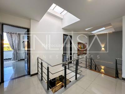 Casa de 5 alcobas en venta en Altos De Ciudad Jardin, Cali, 500 m² · foto 10 de 20