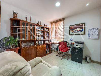 Apartamento de 3 alcobas en venta en Santa Teresita, Cali, 147 m² · foto 19 de 20