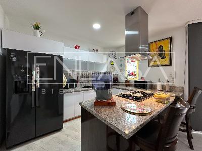 Apartamento de 3 alcobas en venta en Santa Teresita, Cali, 147 m² · foto 8 de 20
