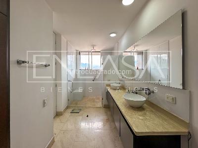 Apartamento de 3 alcobas en venta en Santa Teresita, Cali, 233 m² · foto 16 de 20