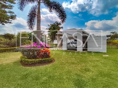 Casa de 4 alcobas en venta en Altos De Ciudad Jardin, Cali, 1705 m² · foto 19 de 20