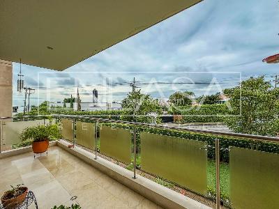Apartamento de 3 alcobas en venta en Ciudad Jardin, Cali, 165 m² · foto 2 de 20