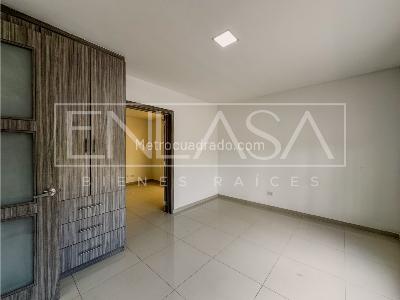 Casa de 5 alcobas en venta en Ciudad Jardin, Cali, 800 m² · foto 13 de 20