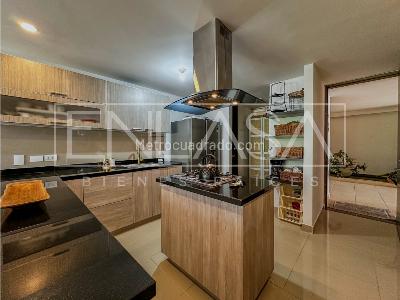 Apartamento de 3 alcobas en venta en Cristales, Cali, 112 m² · foto 8 de 20