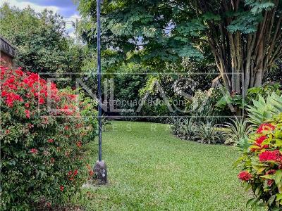 Casa de 3 alcobas en venta en Ciudad Jardin, Cali, 470 m² · foto 3 de 18